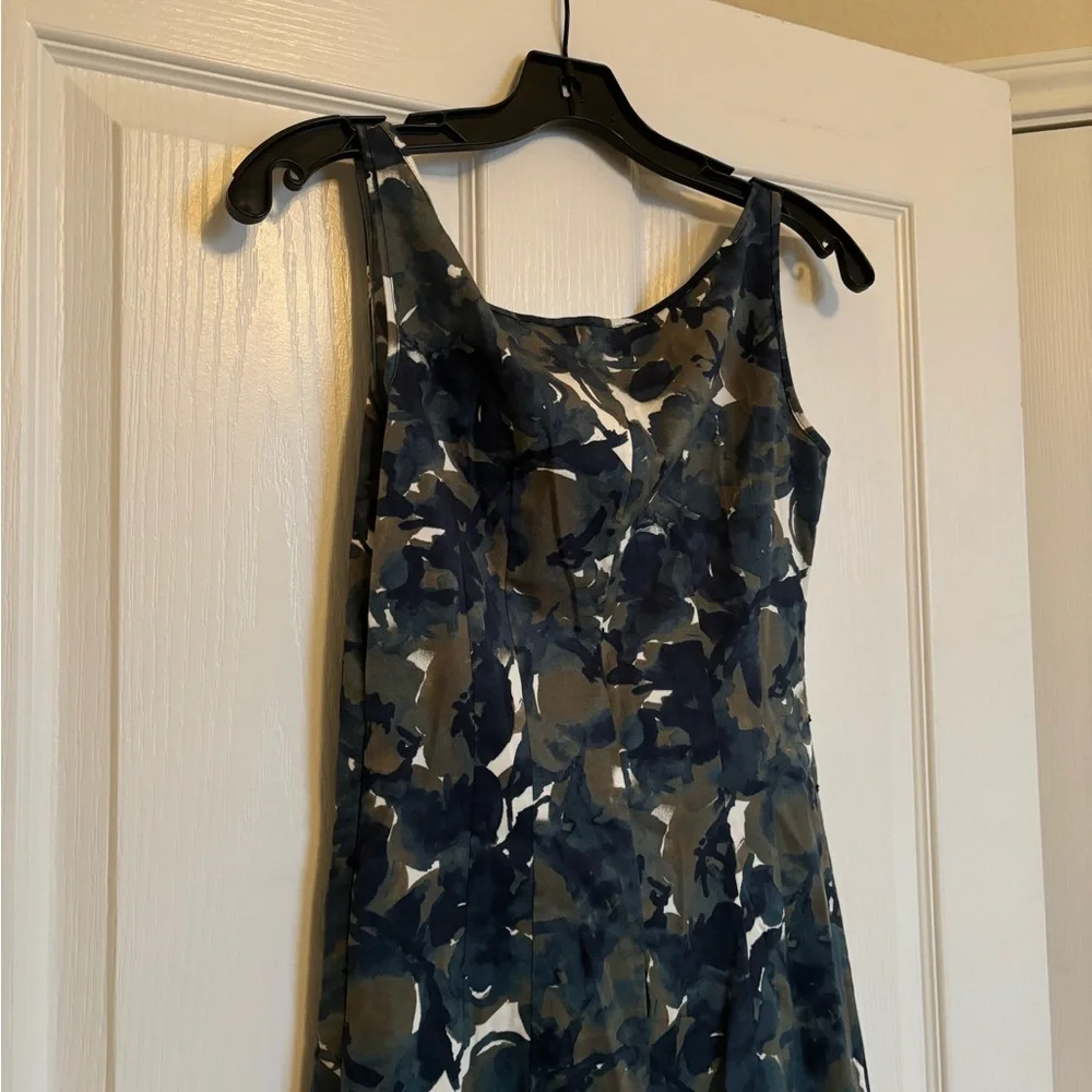PIAZZA SEMPIONE Sleeveless Navy and Green Floral Leaves Print Dress - Picture 8 of 14
